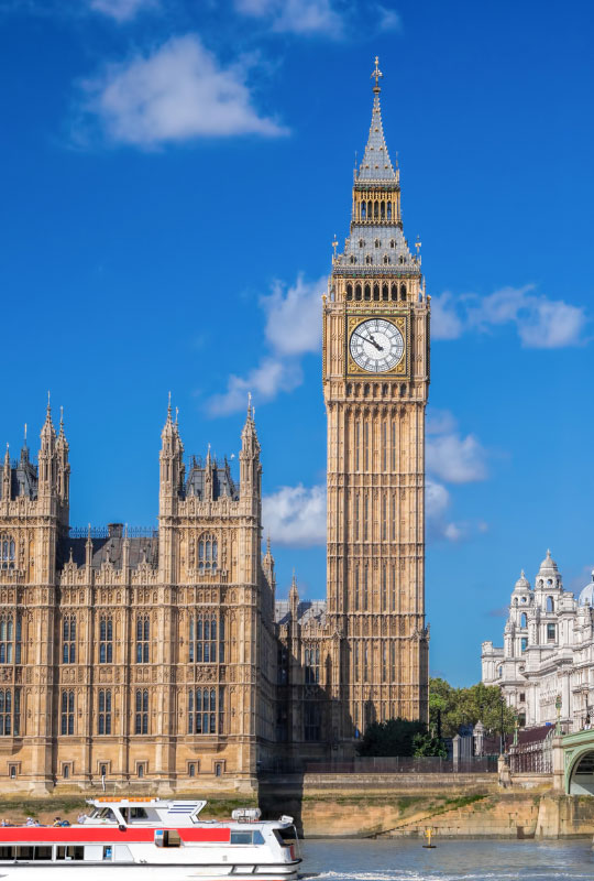 <i>Hotels in</i> England